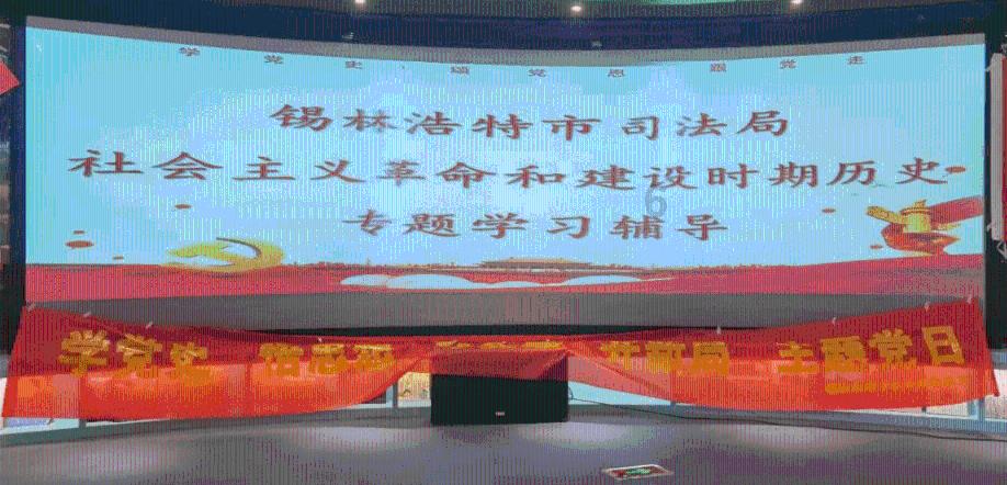 导盲犬参加毕业考，面对诱惑不为所动，我们是专业的！